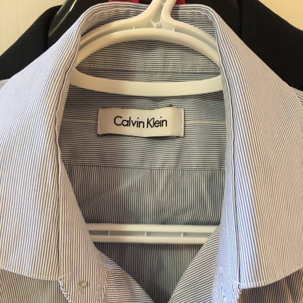 Calvin Klein men’s dress shirt
